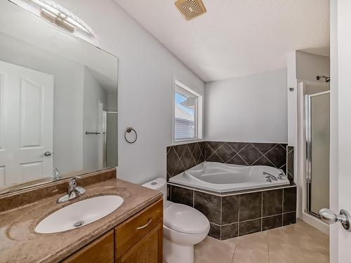 7418 Singer Landing Ld Nw, Edmonton, AB 