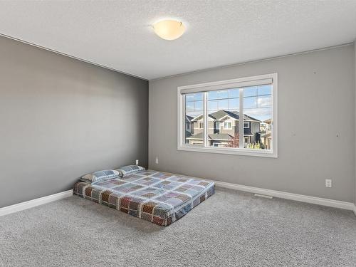 2517 22 Av Nw Nw, Edmonton, AB 