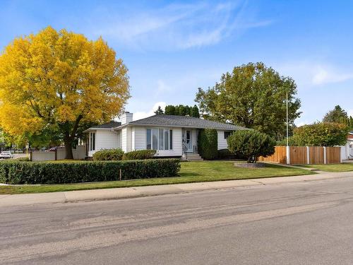 11104 31 St Nw, Edmonton, AB 