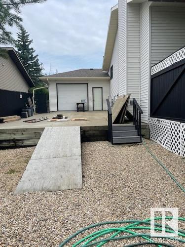 44 Pineview Rd, Whitecourt, AB 