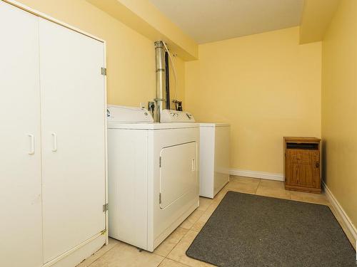 11518 11 Avenue, Edmonton, AB - Indoor Photo Showing Laundry Room