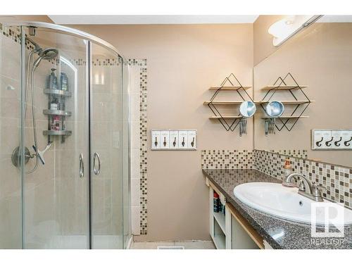 56 Alton Drive, Leduc, AB - Indoor Photo Showing Bathroom