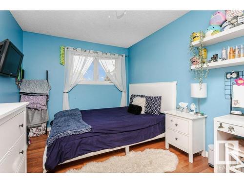 56 Alton Drive, Leduc, AB - Indoor Photo Showing Bedroom