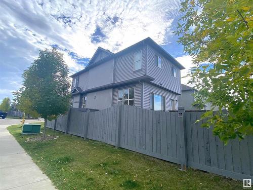 102 Gilmore Way, Spruce Grove, AB - Outdoor