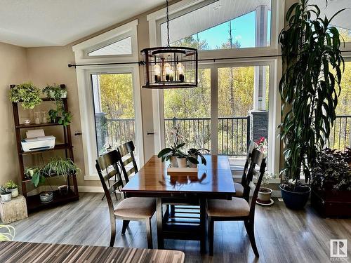 51 52210 Rr 192, Rural Beaver County, AB - Indoor Photo Showing Dining Room