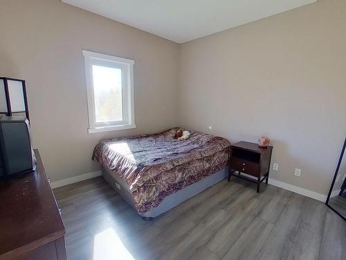 51 52210 Rr 192, Rural Beaver County, AB - Indoor Photo Showing Bedroom