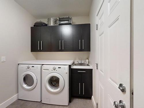 10919-175 Avenue, Edmonton, AB - Indoor Photo Showing Laundry Room