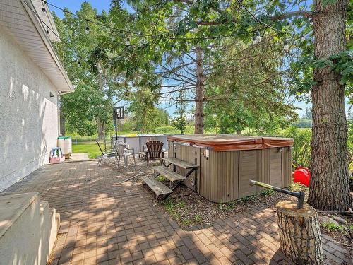 5715 45 St, Stony Plain, AB 