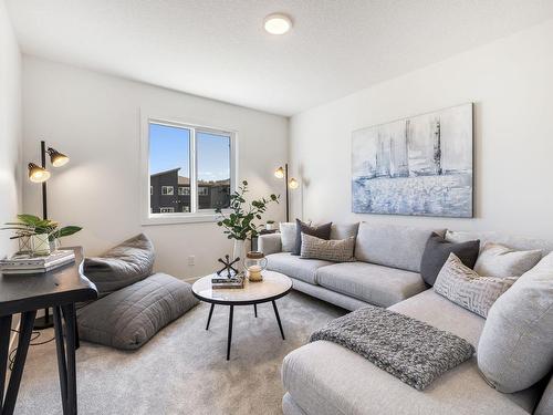 119 Brickyard Drive, Stony Plain, AB - Indoor Photo Showing Living Room