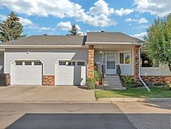 17416 CALLINGWOOD RD NW  Edmonton, AB T5T 5P1