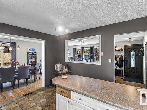 19 Annette Cr, St. Albert, AB 