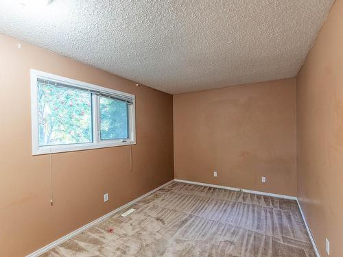 47 Linwood Crescent, St. Albert, AB - Indoor Photo Showing Other Room