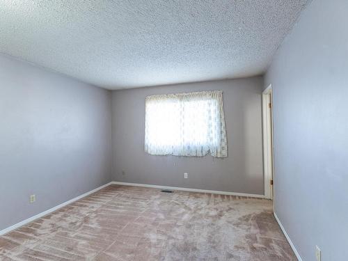 47 Linwood Crescent, St. Albert, AB - Indoor Photo Showing Other Room