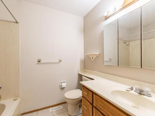 47 Linwood Crescent, St. Albert, AB - Indoor Photo Showing Bathroom