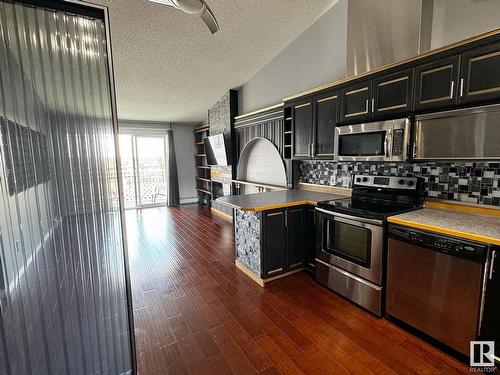 432 3425 19 Street, Edmonton, AB - Indoor Photo Showing Kitchen