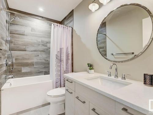 21B 25012 Sturgeon Road, Rural Sturgeon County, AB - Indoor Photo Showing Bathroom