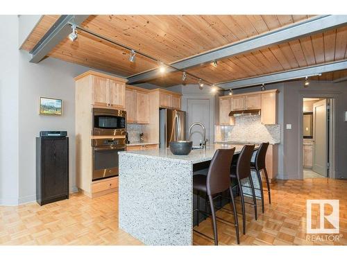 203 10009 102 Avenue, Edmonton, AB - Indoor Photo Showing Kitchen With Stainless Steel Kitchen