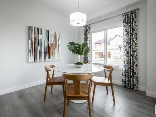 327 29 Street, Edmonton, AB - Indoor Photo Showing Dining Room