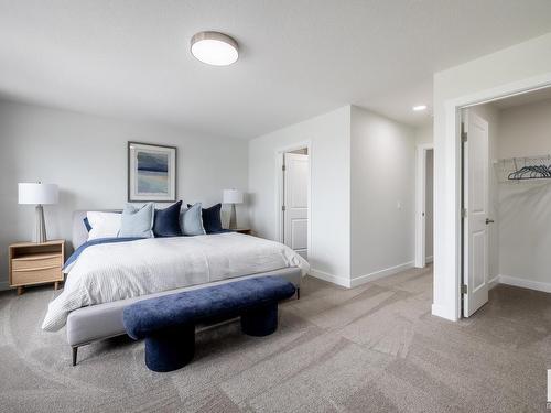 327 29 Street, Edmonton, AB - Indoor Photo Showing Bedroom