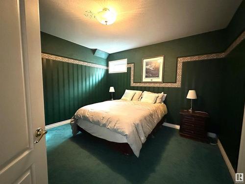 205 1 Ave W, Rural Wetaskiwin County, AB - Indoor Photo Showing Bedroom