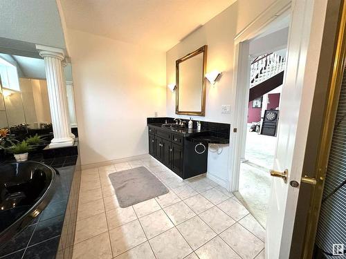 205 1 Ave W, Rural Wetaskiwin County, AB - Indoor Photo Showing Bathroom