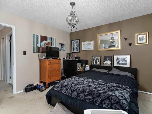 12076 25 Avenue, Edmonton, AB - Indoor Photo Showing Bedroom