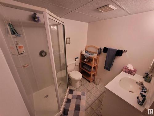 10 Garcia Place, St. Albert, AB - Indoor Photo Showing Bathroom