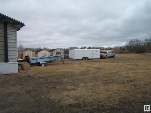 4605 57 Street, Two Hills, AB - Outdoor