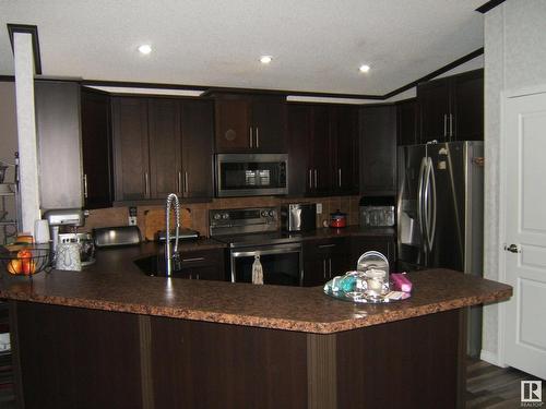 4605 57 Street, Two Hills, AB - Indoor Photo Showing Kitchen