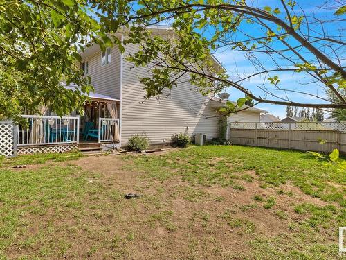 24 Parkhill Cr, Wetaskiwin, AB 