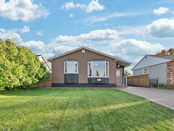 13511 136 AV NW  Edmonton, AB T5L 4B5