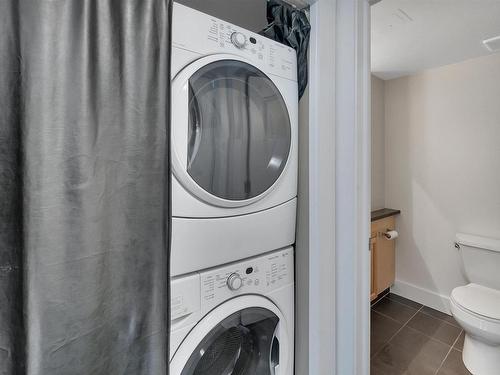 504 10855 Saskatchewan Drive, Edmonton, AB - Indoor Photo Showing Laundry Room