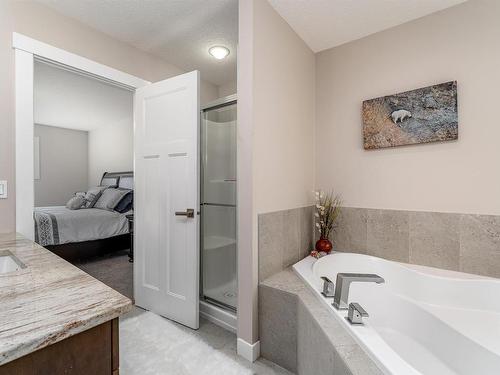 99 Hilldowns Dr, Spruce Grove, AB - Indoor Photo Showing Bathroom