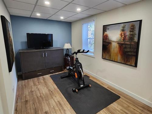 8612 104 Street, Edmonton, AB - Indoor Photo Showing Gym Room