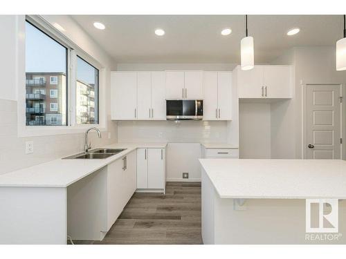 6304 176 Avenue, Edmonton, AB - Indoor Photo Showing Kitchen With Double Sink