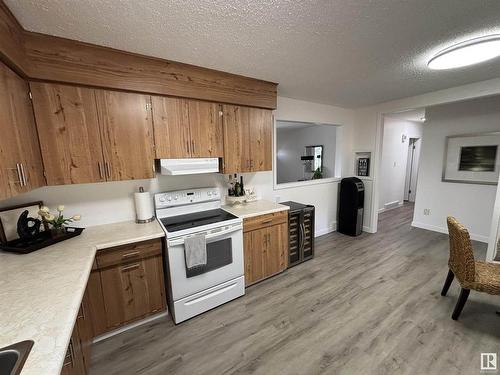 5100 53 Av, Stony Plain, AB 