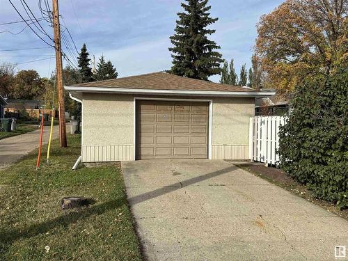 5100 53 Av, Stony Plain, AB 