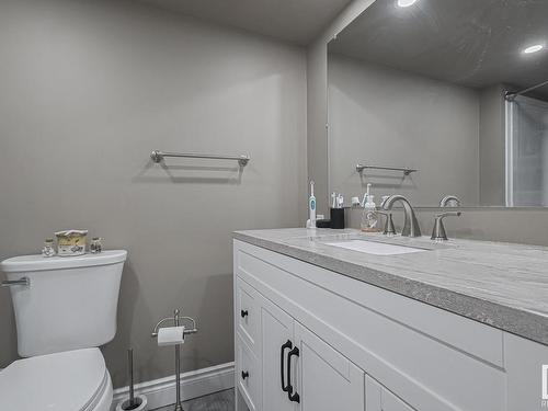 25 Sedona Place, Fort Saskatchewan, AB - Indoor Photo Showing Bathroom