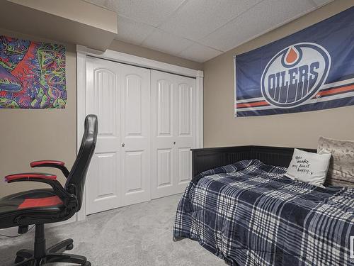 25 Sedona Place, Fort Saskatchewan, AB - Indoor Photo Showing Bedroom