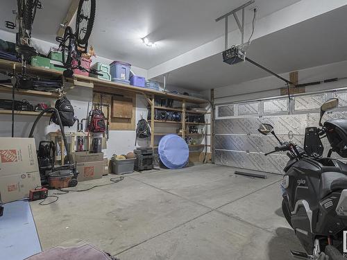 25 Sedona Place, Fort Saskatchewan, AB - Indoor Photo Showing Garage