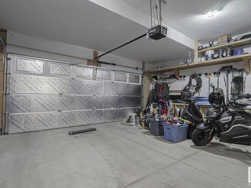 25 Sedona Place, Fort Saskatchewan, AB - Indoor Photo Showing Garage