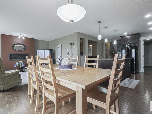 25 Sedona Place, Fort Saskatchewan, AB - Indoor Photo Showing Dining Room