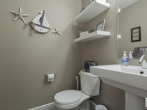 25 Sedona Place, Fort Saskatchewan, AB - Indoor Photo Showing Bathroom