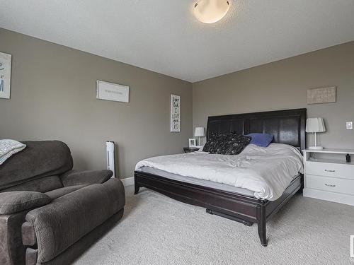 25 Sedona Place, Fort Saskatchewan, AB - Indoor Photo Showing Bedroom