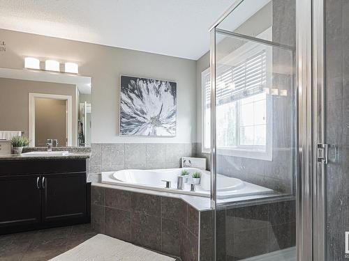 25 Sedona Place, Fort Saskatchewan, AB - Indoor Photo Showing Bathroom