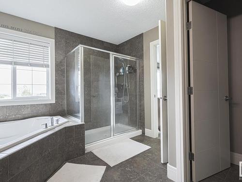 25 Sedona Place, Fort Saskatchewan, AB - Indoor Photo Showing Bathroom