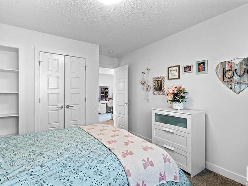 7 Jamison Crescent, St. Albert, AB - Indoor Photo Showing Bedroom