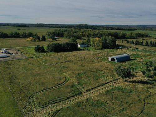 48516 Hwy 22 House B; C, Rural Brazeau County, AB 