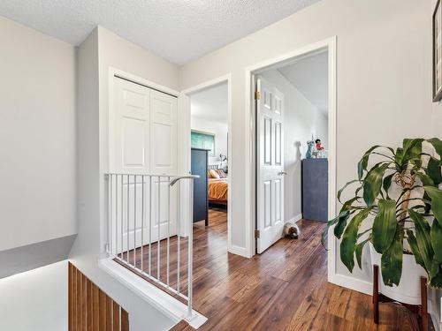 18 11219 103A Avenue, Edmonton, AB - Indoor Photo Showing Other Room