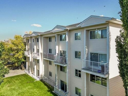 18 11219 103A Avenue, Edmonton, AB - Outdoor With Balcony